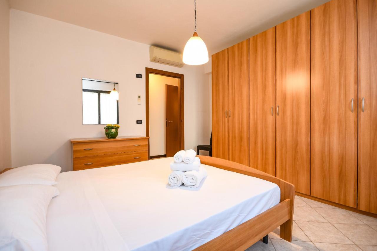 Appartamento DesenzanoLoft Yellow Desenzano del Garda Esterno foto