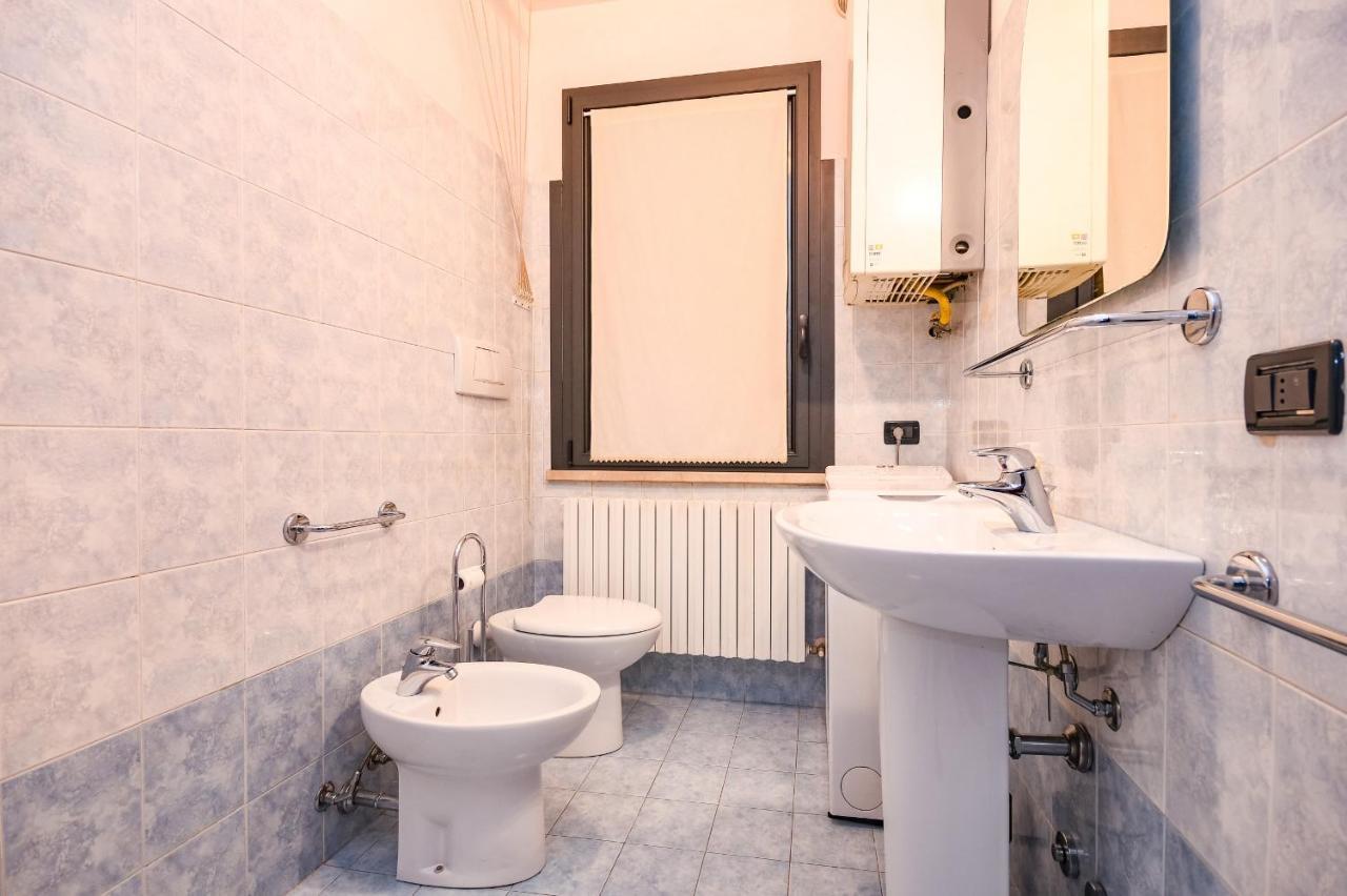 Appartamento DesenzanoLoft Yellow Desenzano del Garda Esterno foto